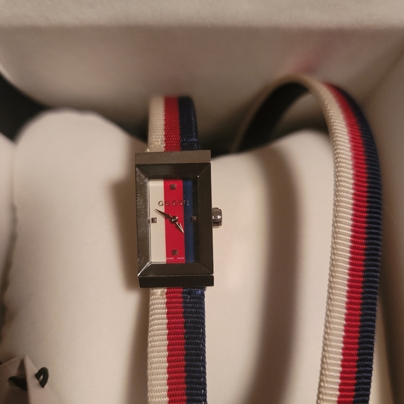 Gucci bracelet watch - Picture 6 of 7